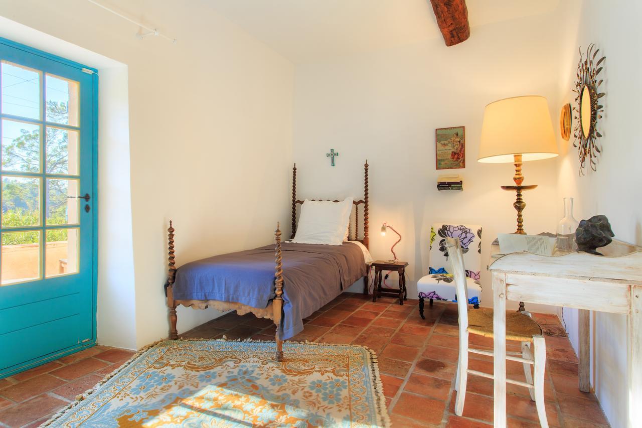 Domaine Du Clos D'Alari-Chambres D'Hotes Au Milieu Des Vignes Saint-Antonin-du-Var Bagian luar foto